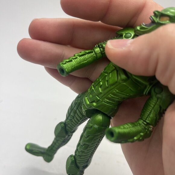 Spider-Man Movie 2002 6" Green Goblin Figure by ToyBiz (Missing hands) - Picture 7 of 10